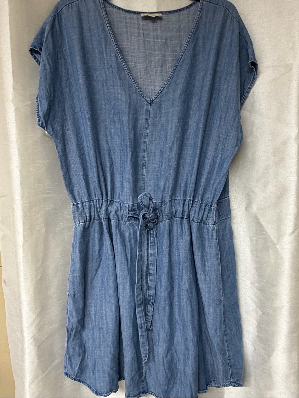 LOFT Outlet Chambray V-Neck Dress - Light Blue